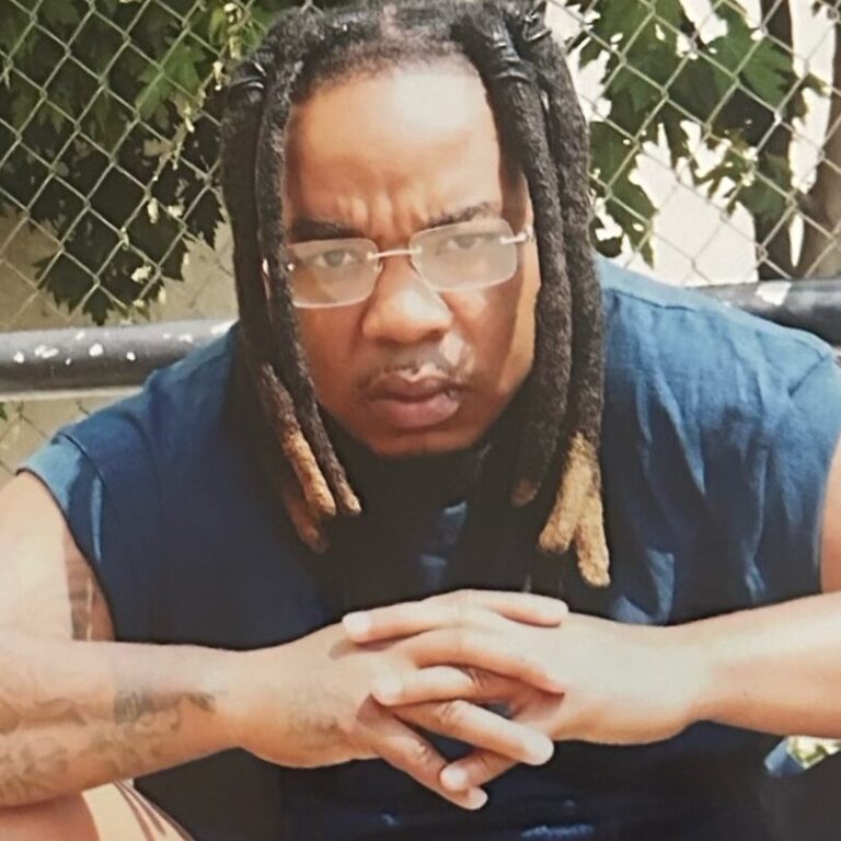 Tyree Scott #27203804