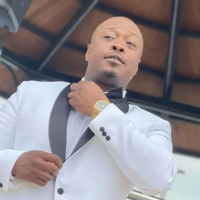 Eric Louis #00630472