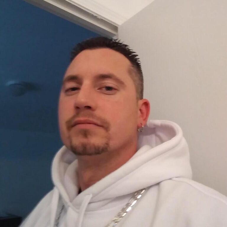 Daniel Davis #20077-023